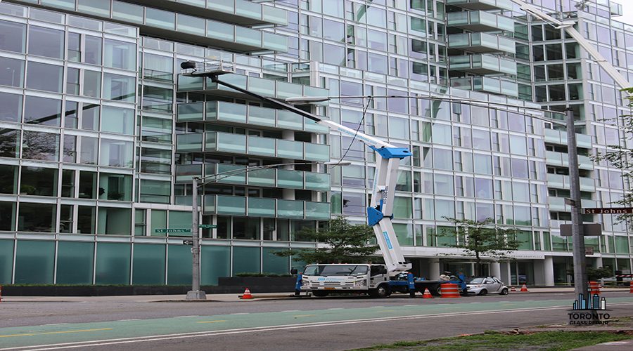 alpha-platforms-aerial-lifts-mhCwsyga66Y-unsplash